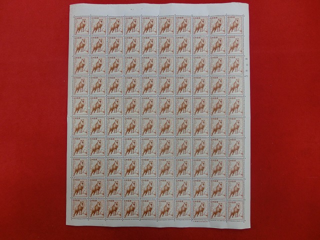 1000010889